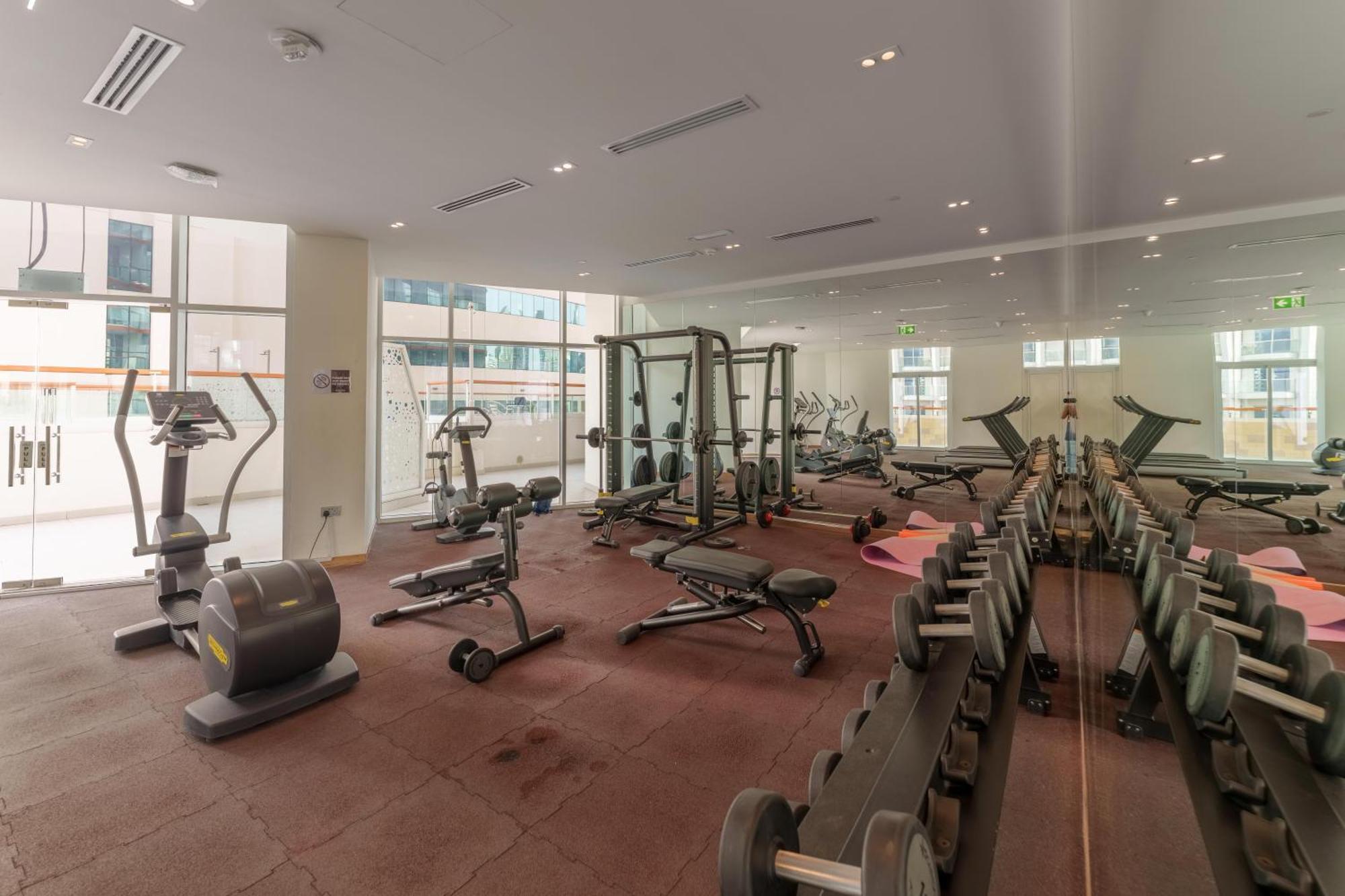 In Business Bay With Stunning Views Of Burj Khalifa & Canal Apartment Dubai