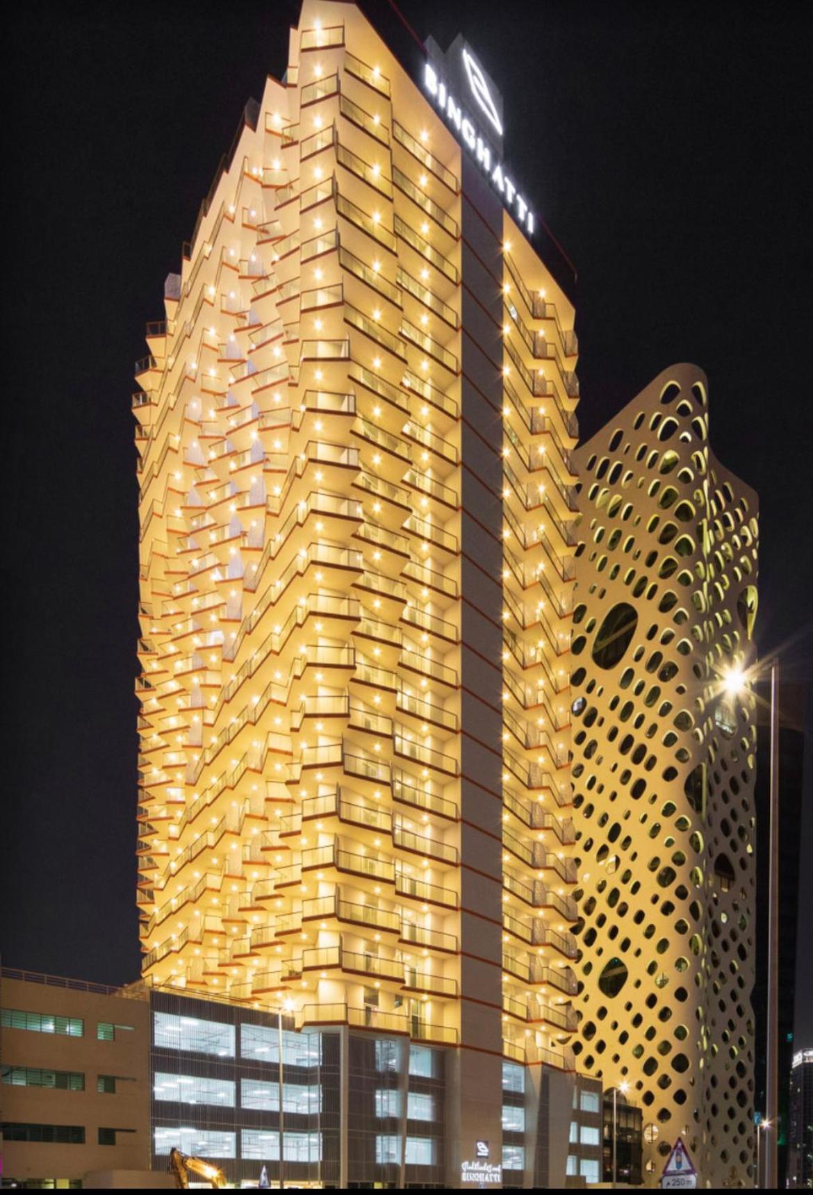 Apartment In Business Bay With Stunning Views Of Burj Khalifa & Canal *
